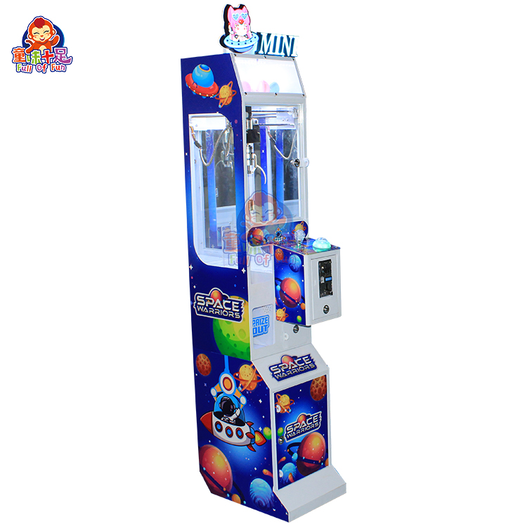 Mini Claw Machine Small Toys C - Arcade Toy Claw Vending Machine recensione e prezzo